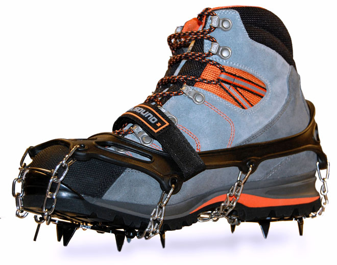 crampons course à pied hiver