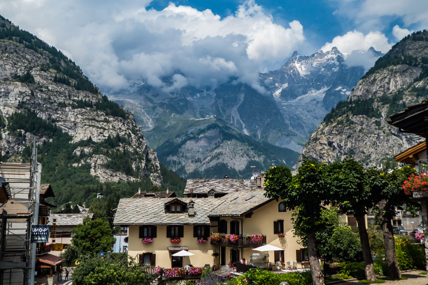 est ce que le tour du mont blanc est difficile