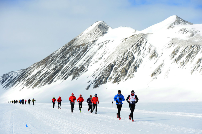 © Antarctic Ice Marathon