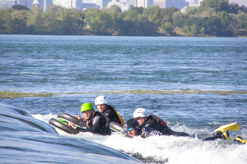 Luge aquatique à Montréal © Rafting Montréal