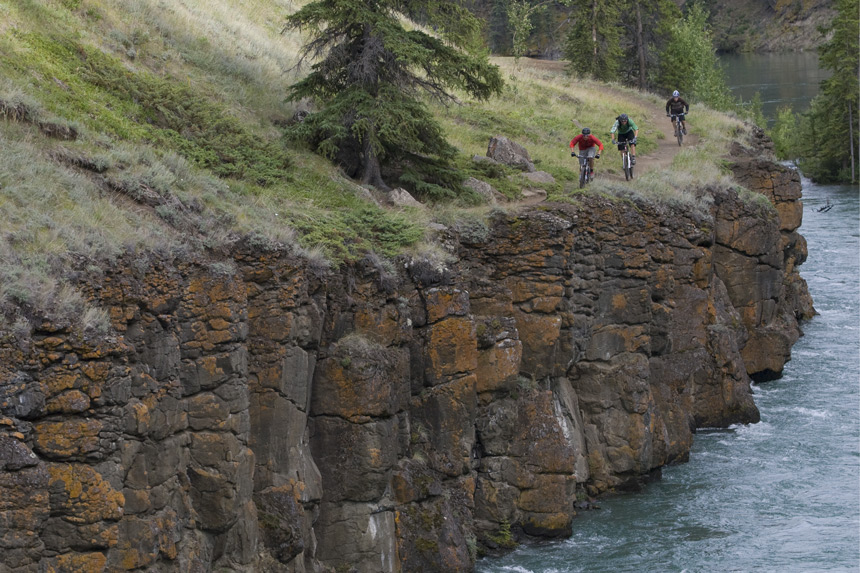 Miles Canyon, Whitehorse © Yukon Government - Derek Crowe