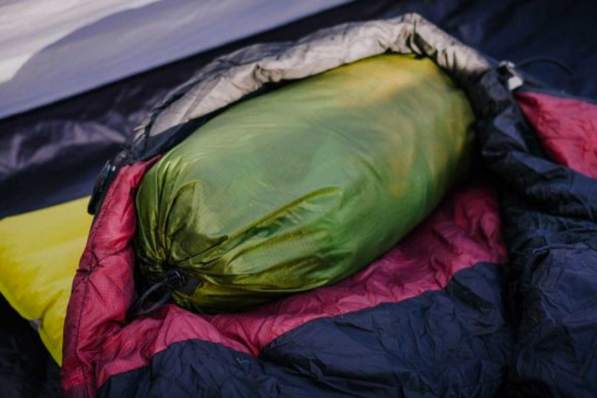 sac fourre-tout comme oreiller © blog.rei.com sac fourre-tout comme oreiller © blog.rei.com