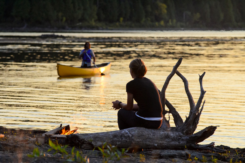 Canot-camping dans le parc national du Lac-Temiscouata © Sepaq