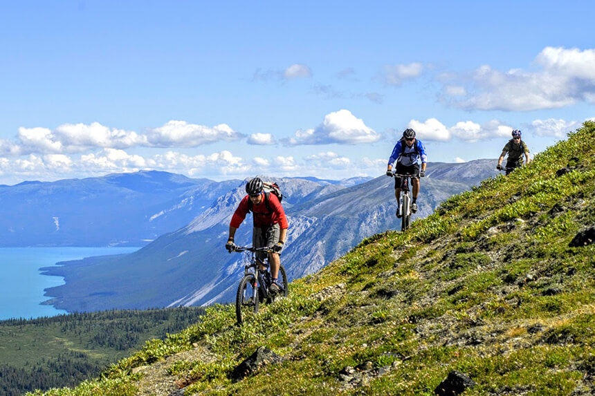 Vélo de Montagne Whitehorse, Yukon - Crédit : Tourisme Yukon